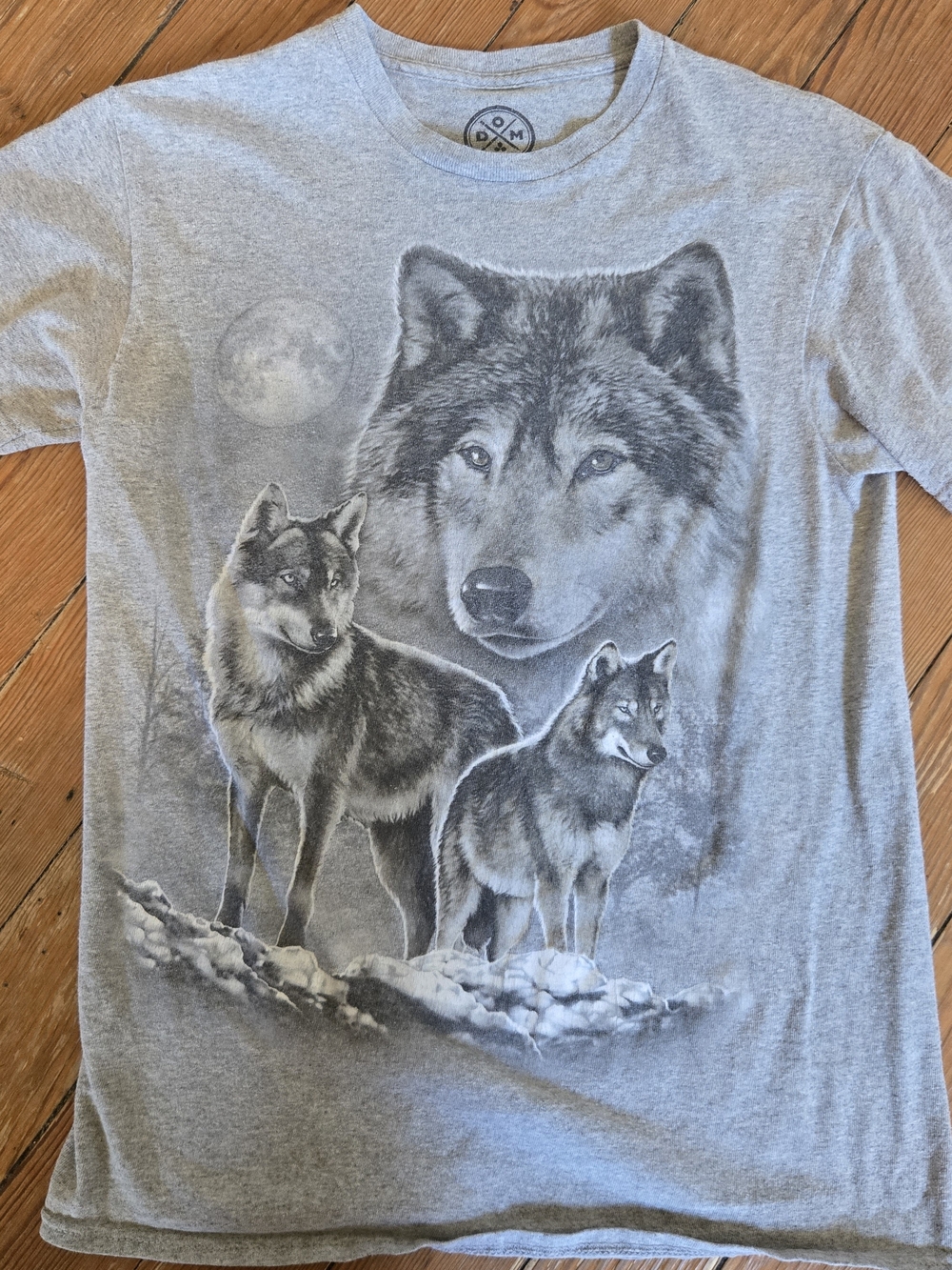 Winter Moon Wolf Men's Nature Animal Dog Retro Gray T Shirt Y2K Size Small